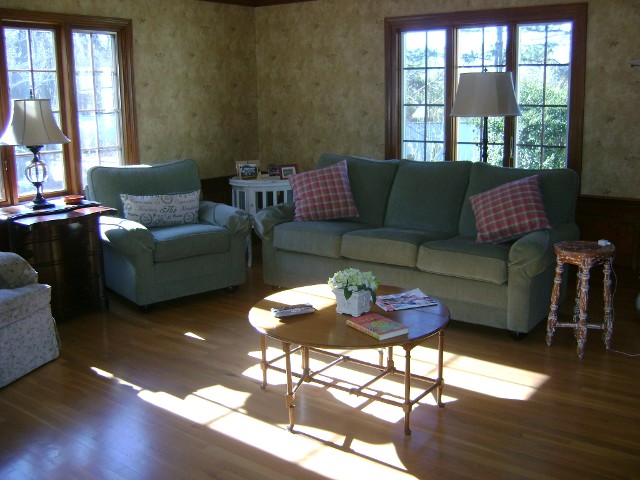 Living Room - Before